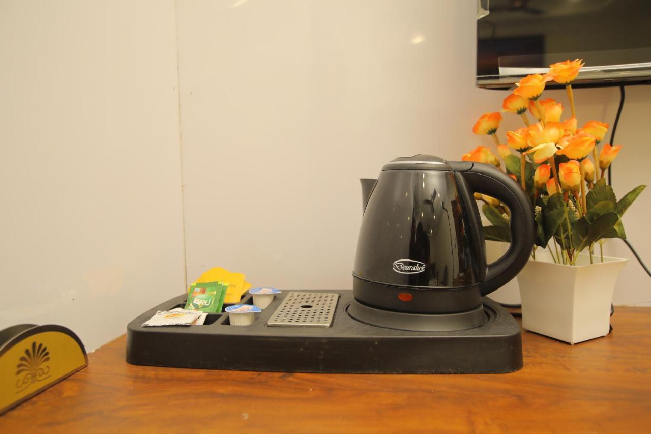 Radha Rani Residency Hotell Khammam Exteriör bild